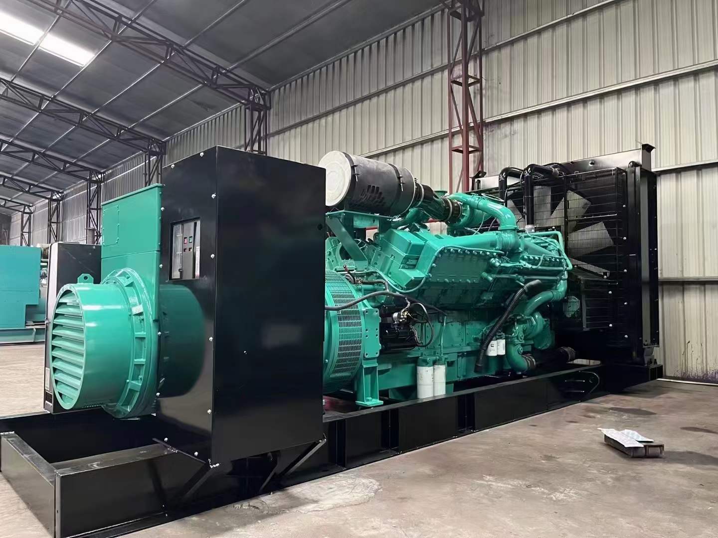 天等如何降低 800kW 柴油发电机输出电流的波动？