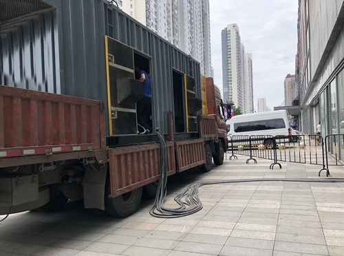 天等低温环境下，柴油发电机组电池充满电的具体时间受哪些因素影响？